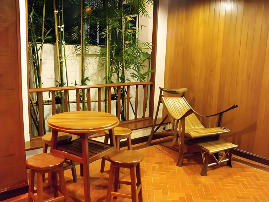 Chada Thai House Pattaya Exterior foto